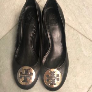 Tory Burch black pumps